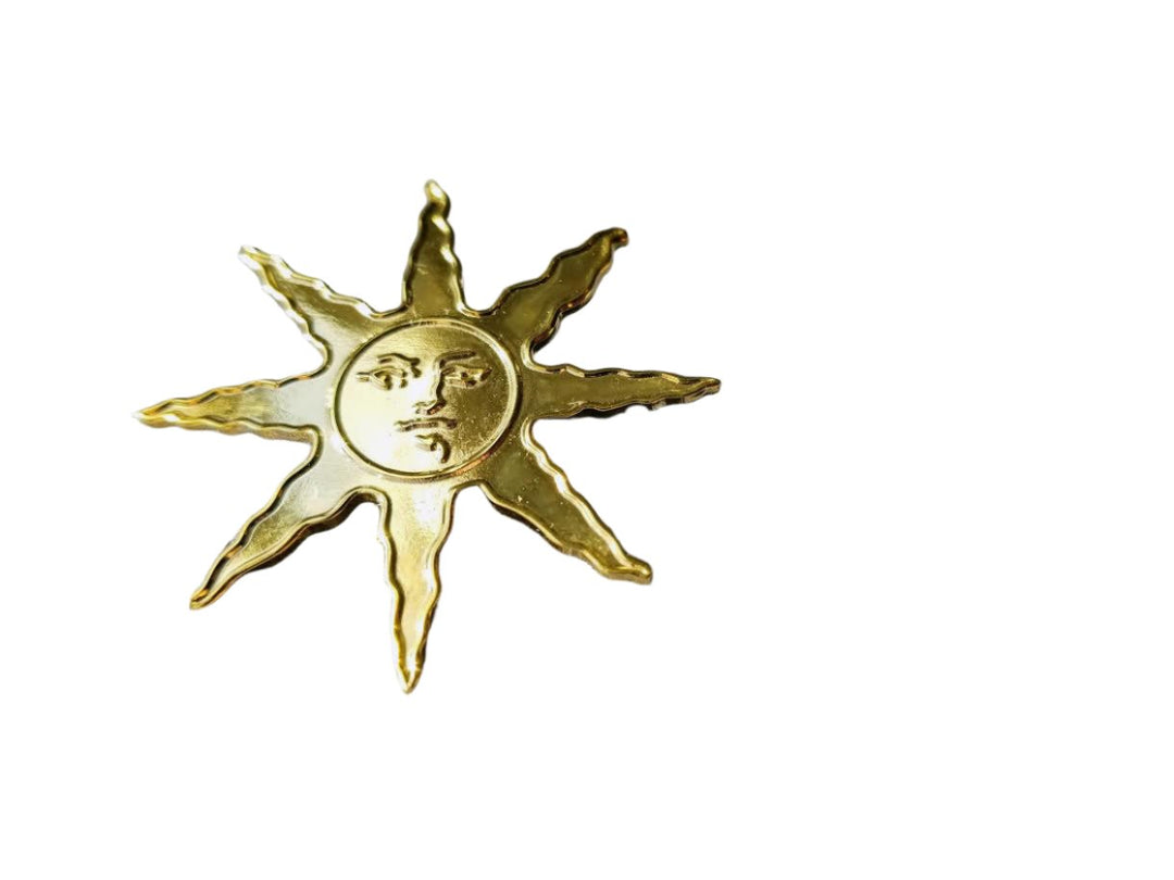 Solaire Praise the Sun Warrior of Sunlight Medal Lapel Pin